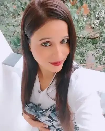 Call Girls in Amli